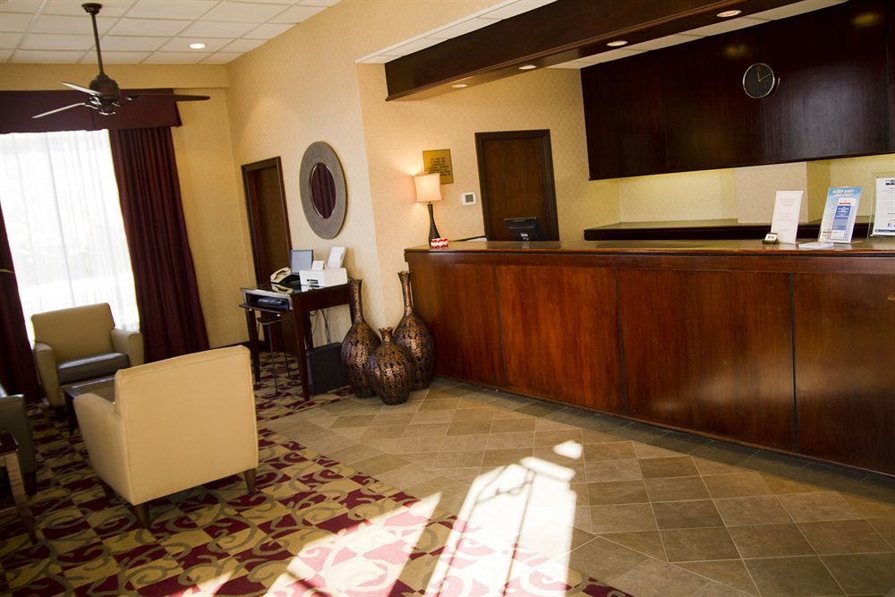 Howard Johnson By Wyndham Portsmouth Interiør billede
